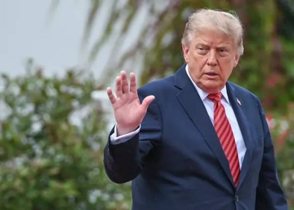 Трамп: Президенту достатньо бути розумним, щоб керувати ШІ