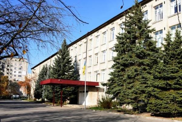 Харчоблок львівської школи №32 тимчасово закрили