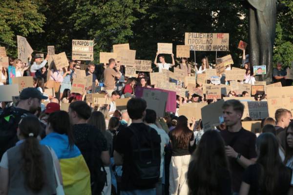 Львівські протести: вимагають відставки Сирського та залишення Федорова на посаді